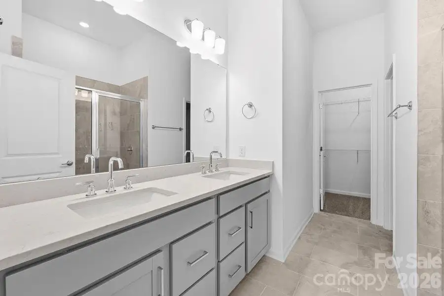 3131 Beacon Heights ~ Ready Now