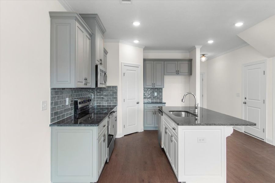 Furnished interior view inside a new home in Windsor, North Augusta (Image 8).