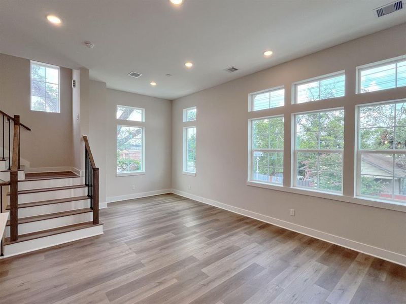 Spacious, unfurnished interior of a new home in Elysian Manor, Houston (Image 17). Spacious, unfurnished interior of a new home in Elysian Manor, Houston (Image 17).