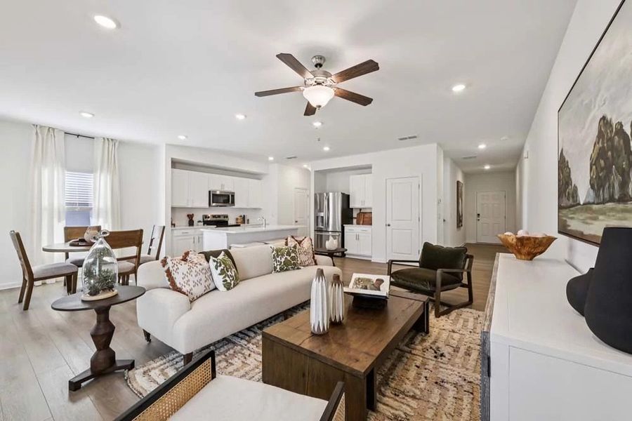 Family Room & Kicthen View