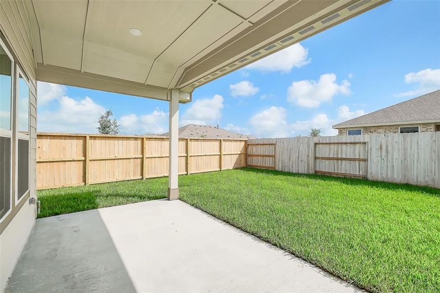 Image 34 of a home in Emberly.