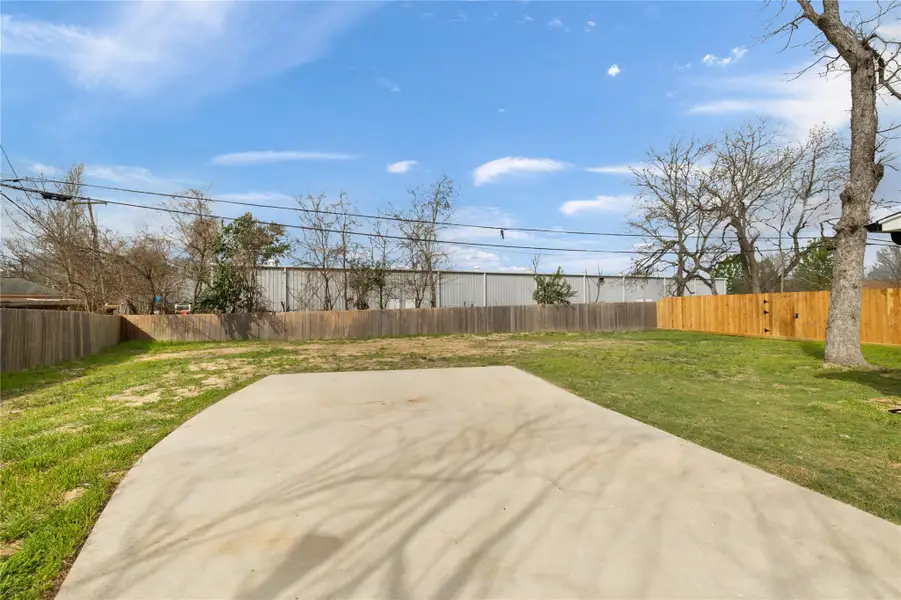 Additional driveway and yard Additional driveway and yard