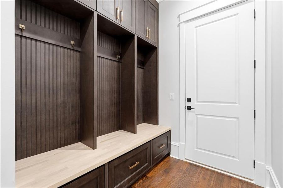 Furnished interior view inside a new home in , Roswell (Image 7).