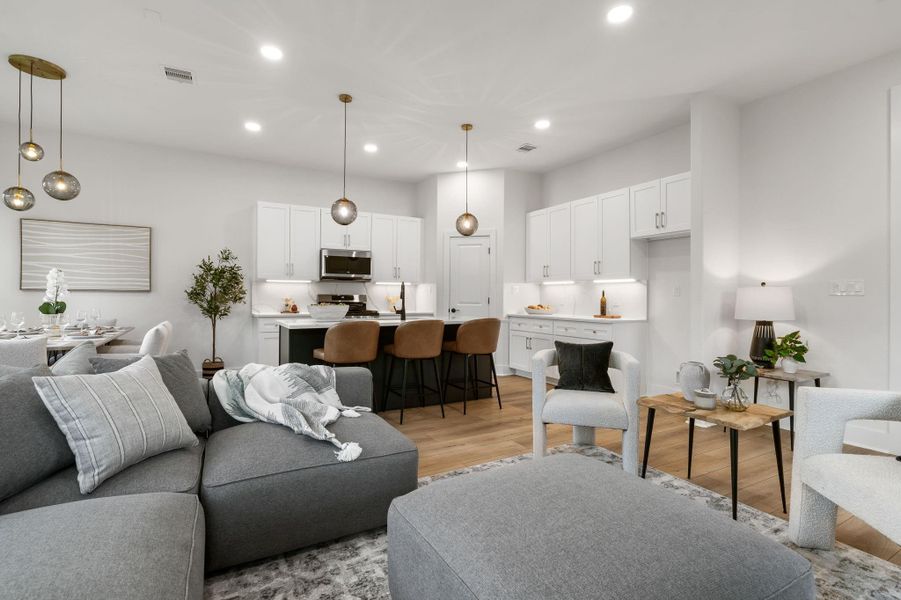 Furnished interior view inside a new home in , Tomball (Image 13).