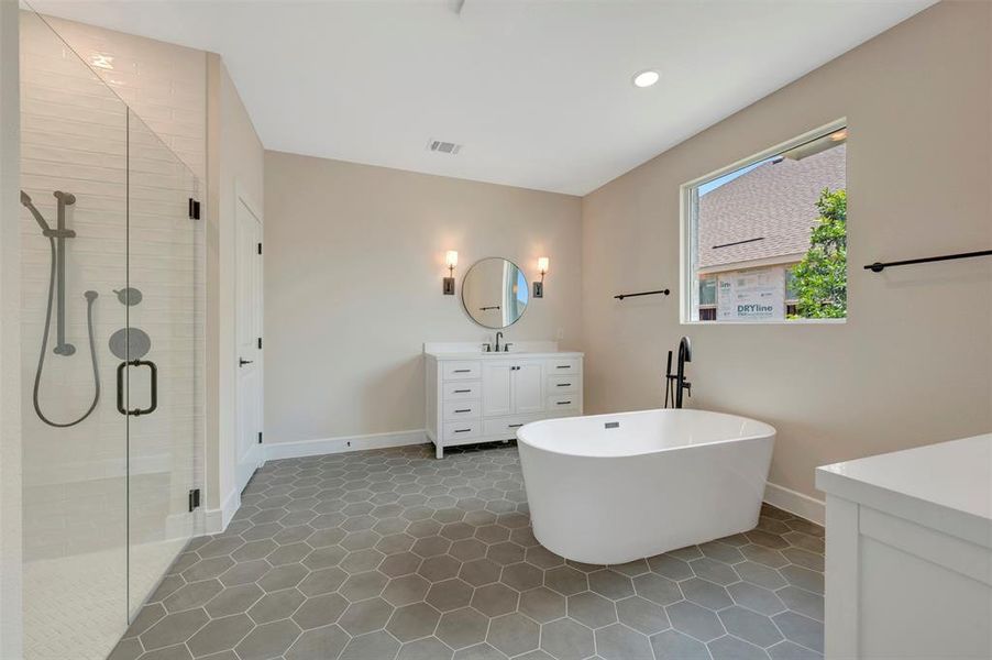 Furnished interior view inside a new home in Elevon, Lavon (Image 10).