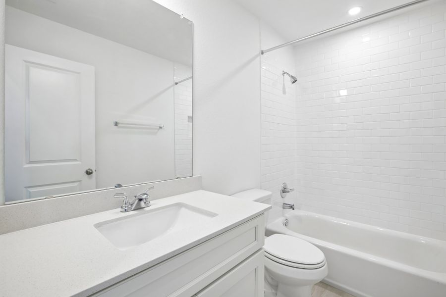 Furnished interior view inside a new home in Porter Country, Buda (Image 7).