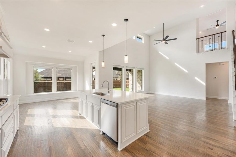 Furnished interior view inside a new home in Wildflower Ranch 60-65, Fort Worth (Image 12). Furnished interior view inside a new home in Wildflower Ranch 60-65, Fort Worth (Image 12).