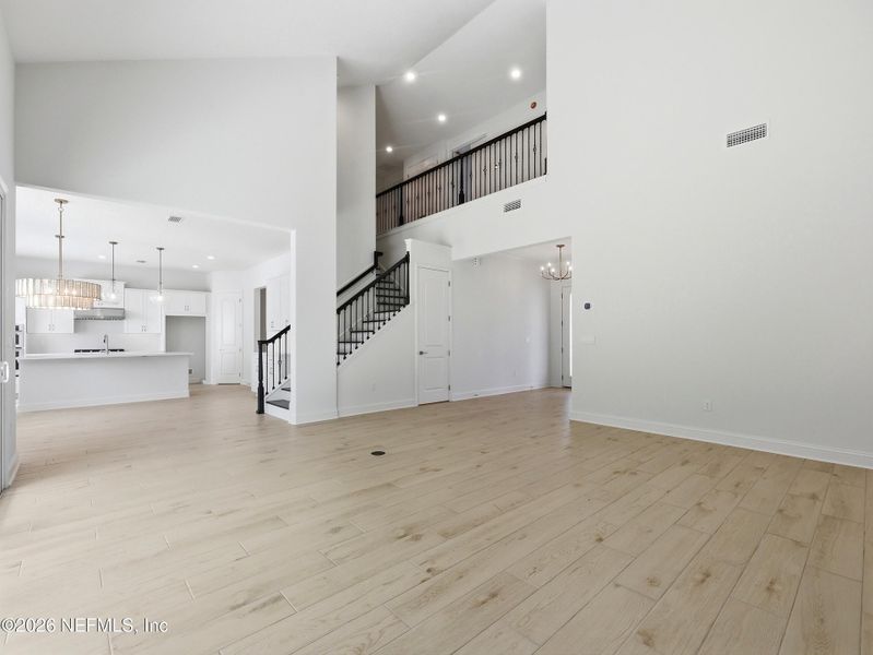 Spacious, unfurnished interior of a new home in Silver Landing At Silverleaf, St. Augustine (Image 41).