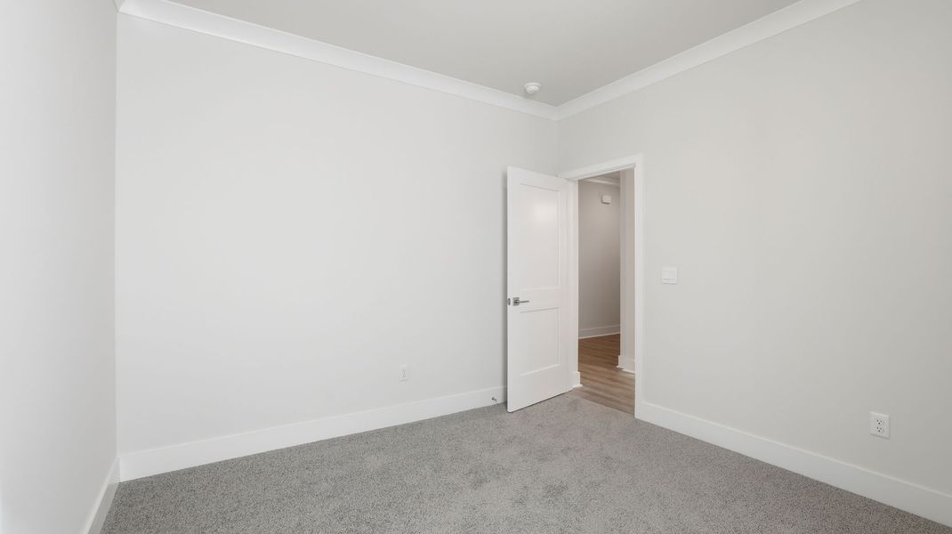 Spacious, unfurnished interior of a new home in Seven Oaks, Greenwood (Image 26).