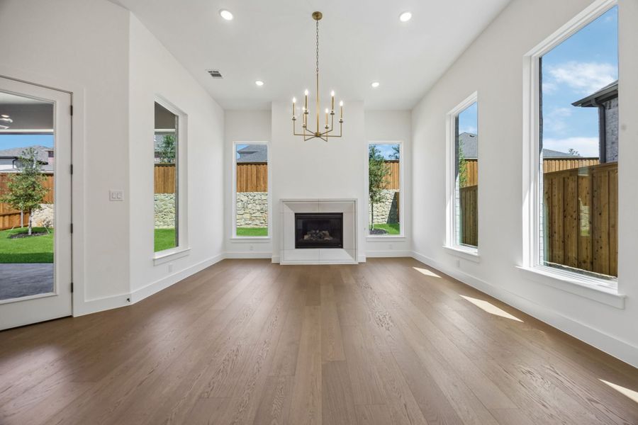 Spacious, unfurnished interior of a new home in StarView, Prosper (Image 25).