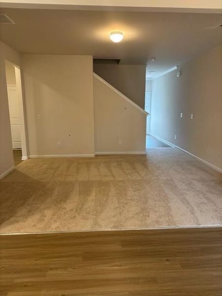 Spacious, unfurnished interior of a new home in Castleberry Pointe, Dawsonville (Image 8).