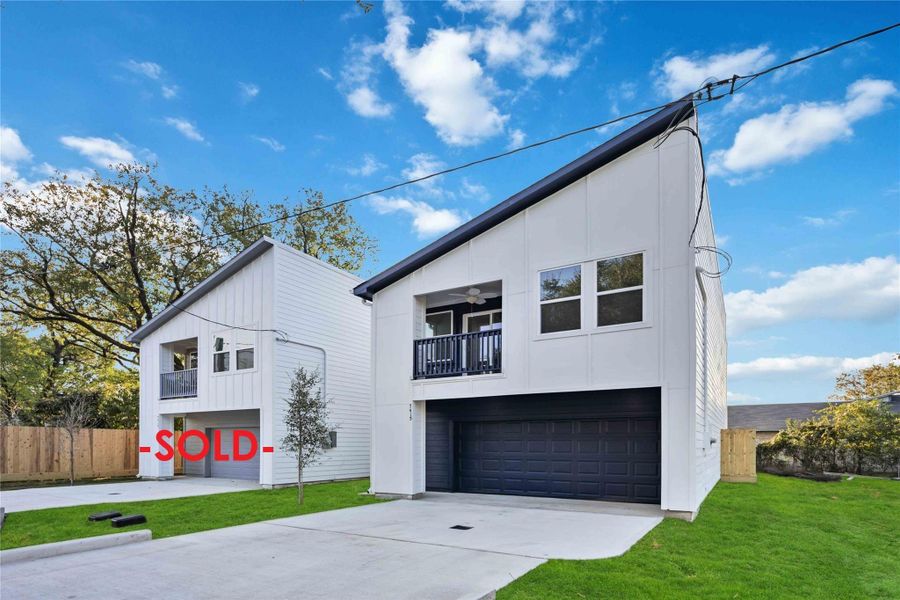1,4446 sq ft home.