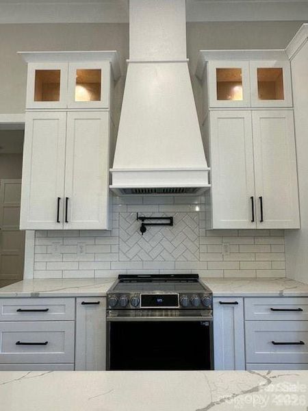 Furnished interior view inside a new home in , Gastonia (Image 5).