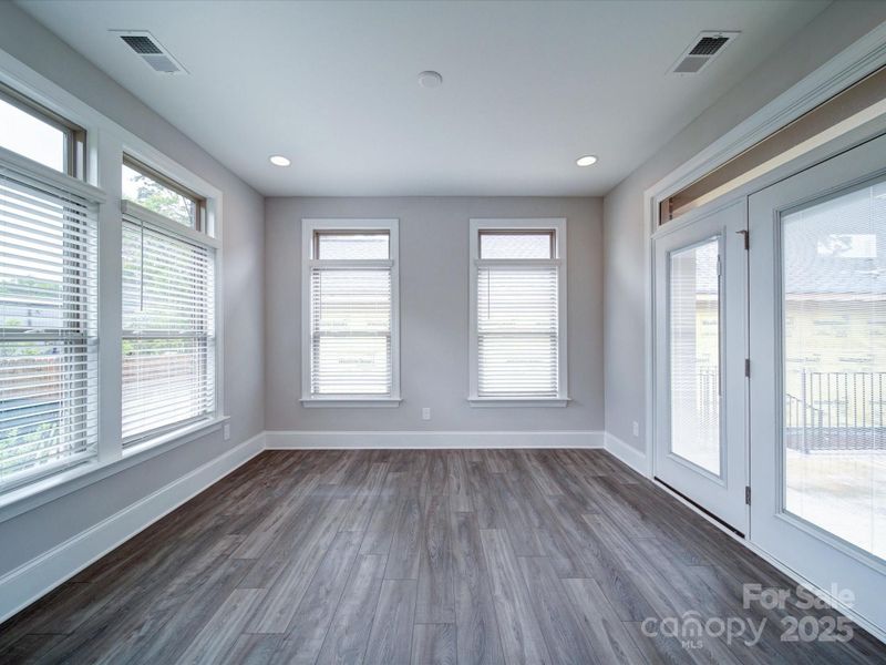 Spacious, unfurnished interior of a new home in The Courtyards on New Hope, Gastonia (Image 30).