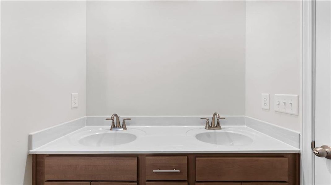 Close-up of interior finishes inside a home in Villages at Cedar Hill, Dallas (Image 9).