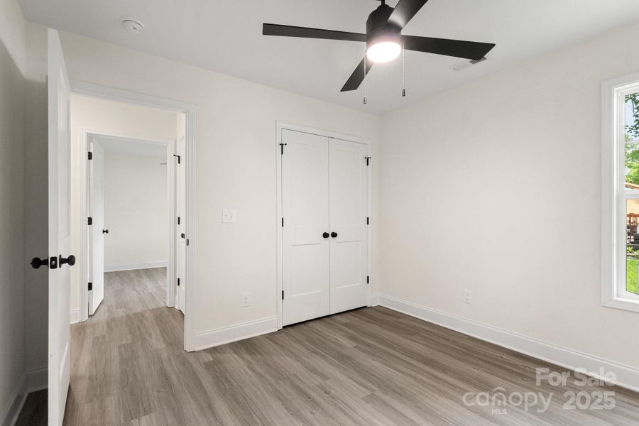 PHOTO REPRESENTATION PHOTO REPRESENTATION