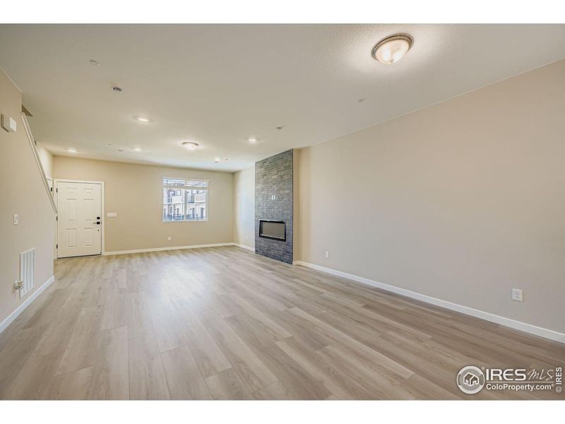 Spacious, unfurnished interior of a new home in , Longmont (Image 17). Spacious, unfurnished interior of a new home in , Longmont (Image 17).