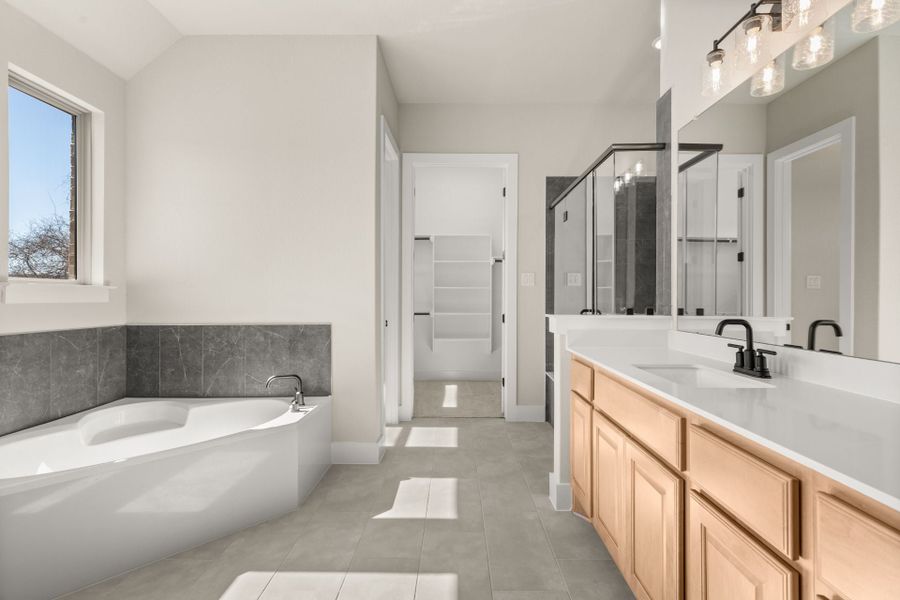 4br New Home in Marble Falls, TX.  - Slide 24