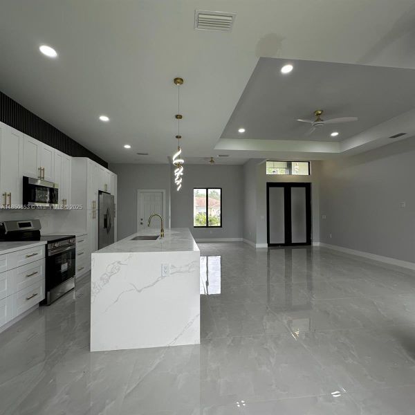 Furnished interior view inside a new home in , Lehigh Acres (Image 9).