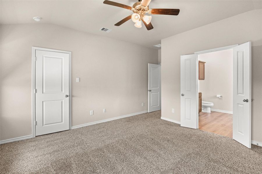 Spacious, unfurnished interior of a new home in , Brenham (Image 11). Spacious, unfurnished interior of a new home in , Brenham (Image 11).