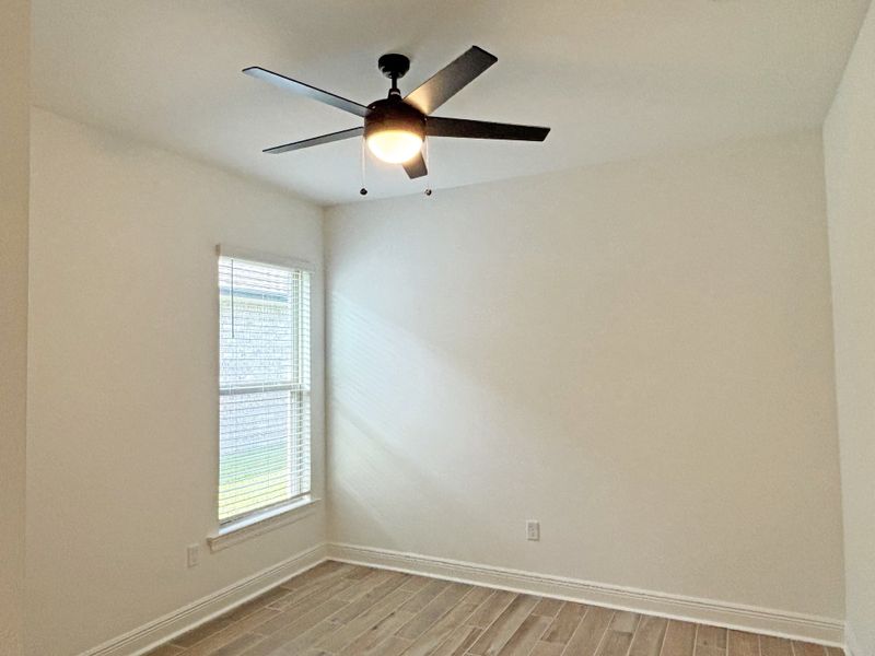 Spacious, unfurnished interior of a new home in Bird Song at Hammock Bay, Freeport (Image 18). Spacious, unfurnished interior of a new home in Bird Song at Hammock Bay, Freeport (Image 18).