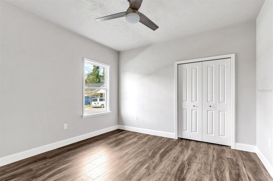 Spacious, unfurnished interior of a new home in Grand Oaks, Gainesville (Image 40).