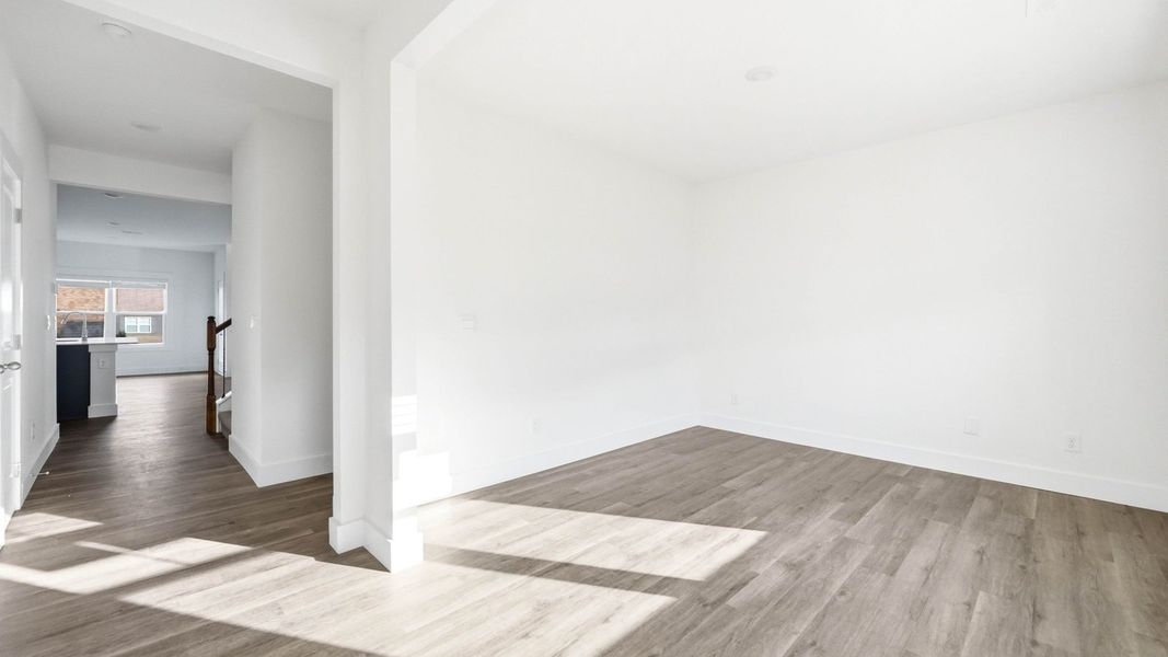Spacious, unfurnished interior of a new home in Polo Fields, Kingsport (Image 16).