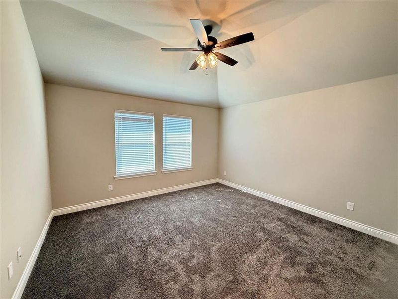 Spacious, unfurnished interior of a new home in , Greenville (Image 15).