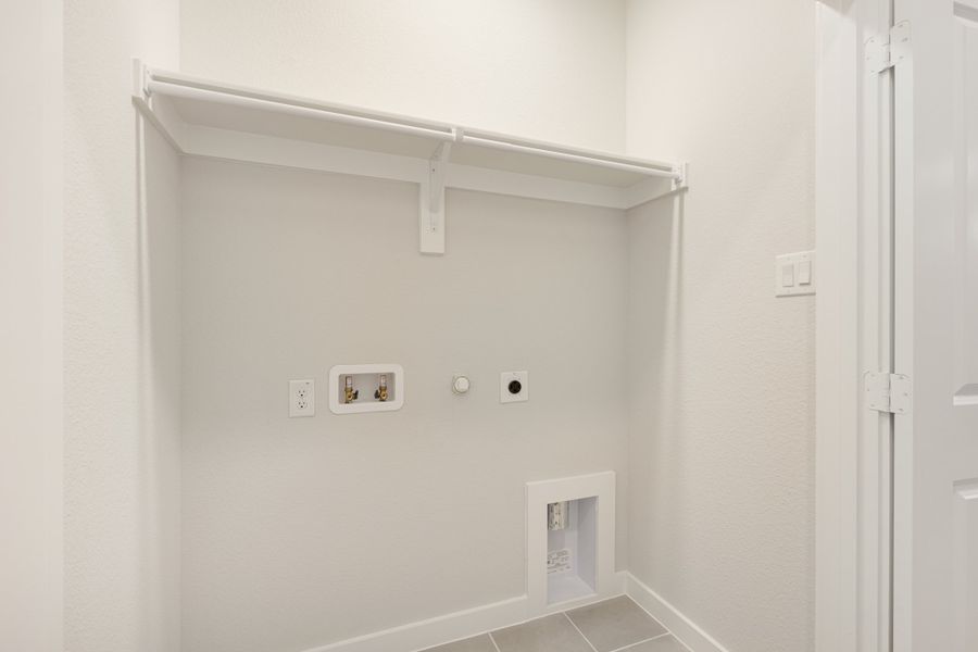 Spacious, unfurnished interior of a new home in Woodbridge Villas, Wylie (Image 32).