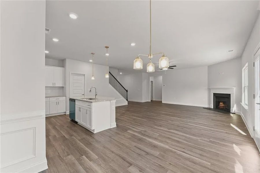 Spacious, unfurnished interior of a new home in Harrison Valley, Simpsonville (Image 19).