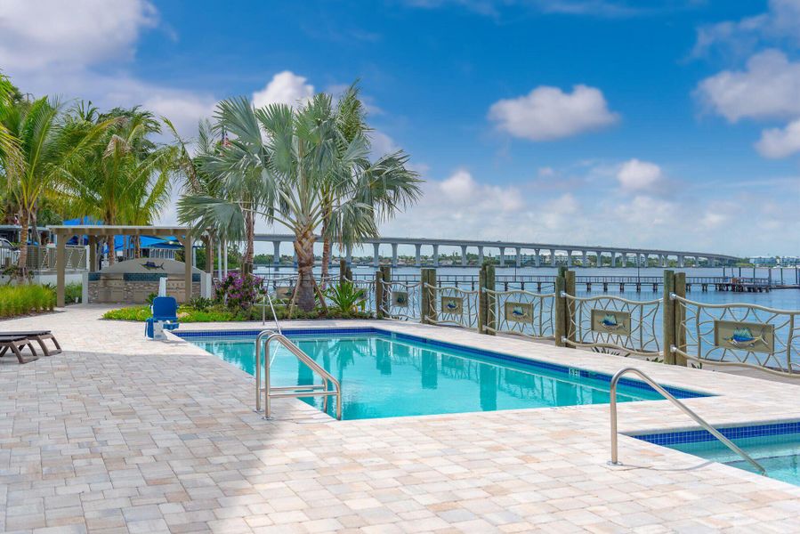 41 SW Seminole Street 305 36