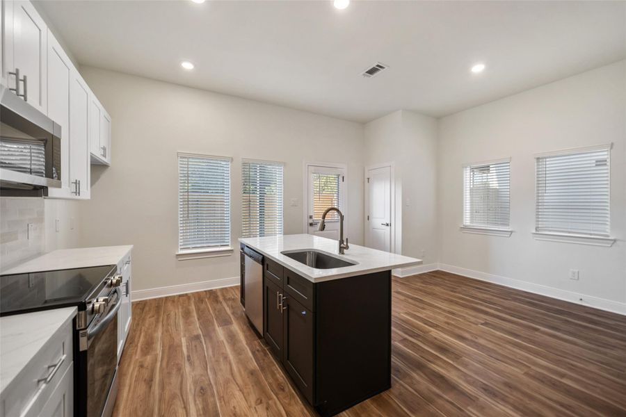 Furnished interior view inside a new home in , Willis (Image 6).