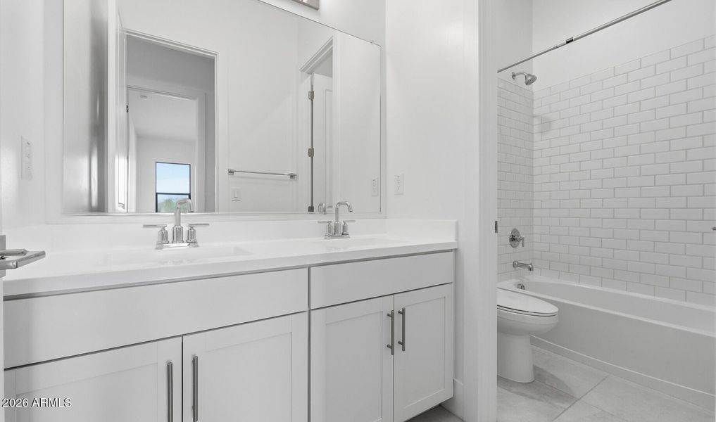 Edgewood Estates Lot #164 Hall Bath (Lar