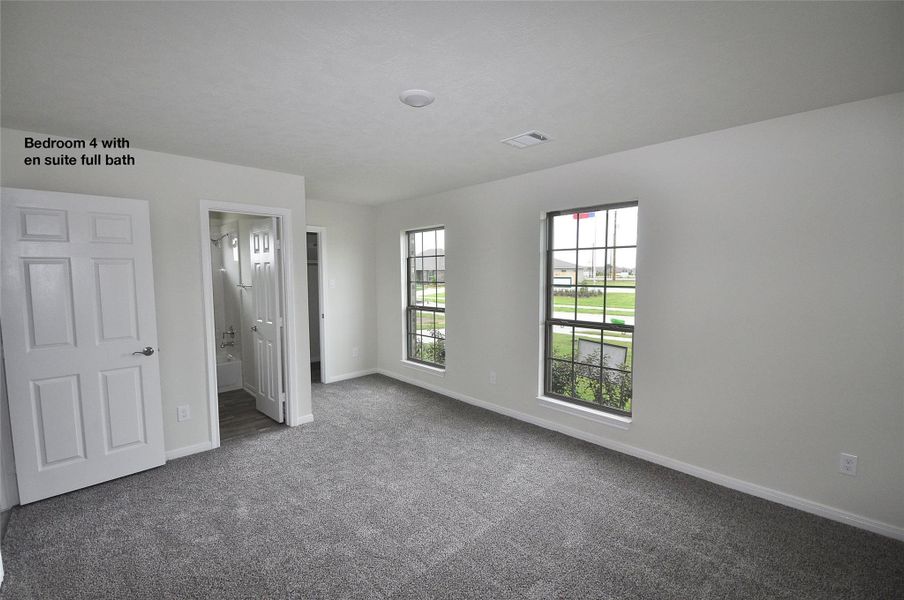 Spacious, unfurnished interior of a new home in , League City (Image 24).