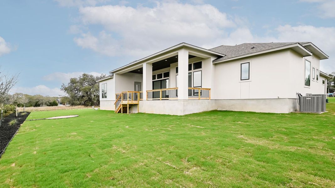 Exterior details and patio area of a home in Thornebrook, Bulverde (Image 20).