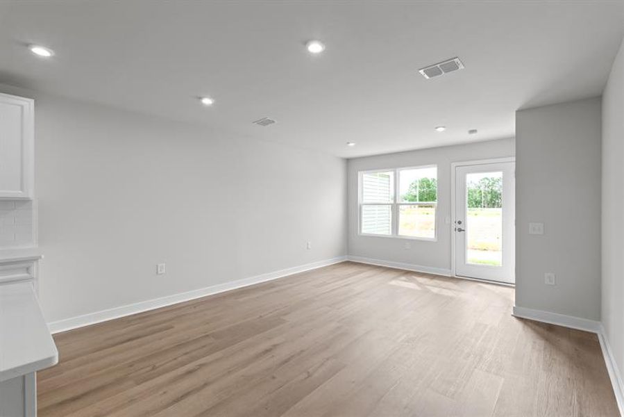 Representative unfurnished interior of a home built from the NEW - The Dunmore by Ryan Homes in Berkeley Villas, Spartanburg (Image 18). Representative unfurnished interior of a home built from the NEW - The Dunmore by Ryan Homes in Berkeley Villas, Spartanburg (Image 18).