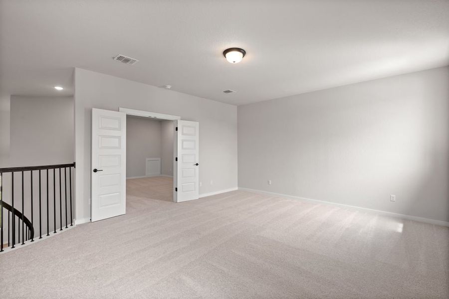 Spacious, unfurnished interior of a new home in Park Collection at Lariat, Liberty Hill (Image 32).