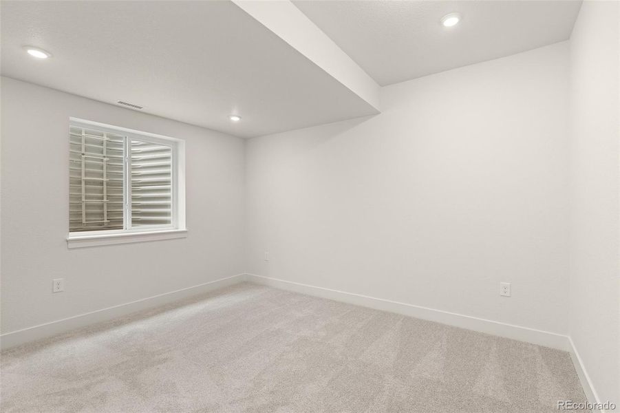 Spacious, unfurnished interior of a new home in Sterling Ranch 50s, Colorado Springs (Image 19). Spacious, unfurnished interior of a new home in Sterling Ranch 50s, Colorado Springs (Image 19).