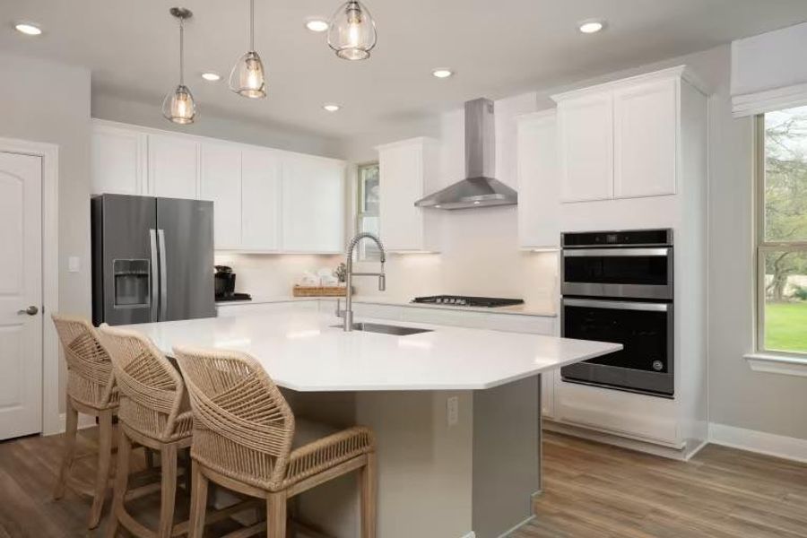 Photo of Pulte model home with same floor plan, not of actual home listed. Photo of Pulte model home with same floor plan, not of actual home listed.