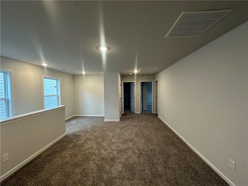 Spacious, unfurnished interior of a new home in Kentmere, Auburn (Image 28).