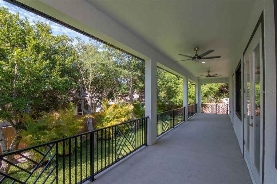 Exterior details and patio area of a home in , Safety Harbor (Image 37).