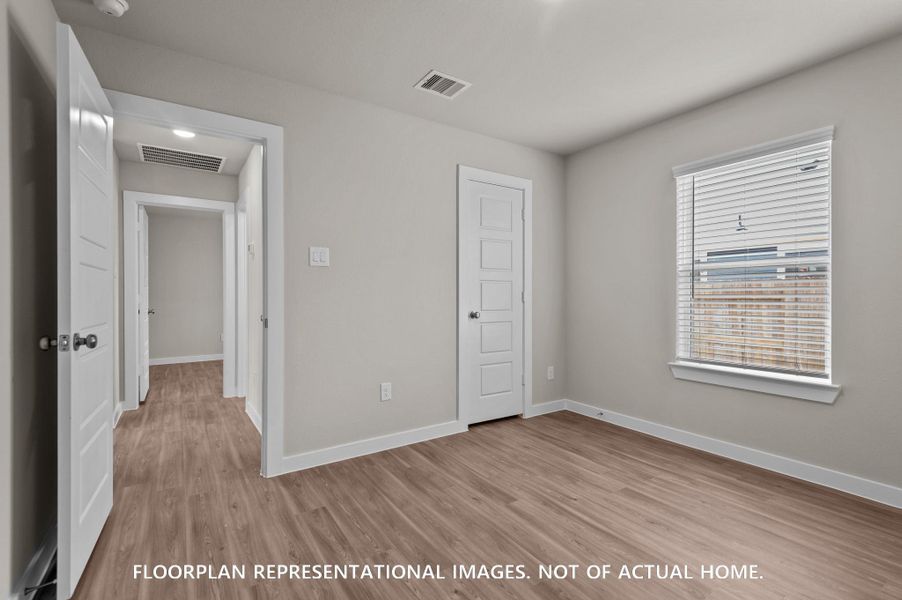 Spacious, unfurnished interior of a new home in Indian Springs, Crosby (Image 22).