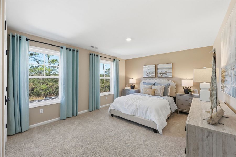 Furnished interior view inside a new home in Edgefield, Loris (Image 12).