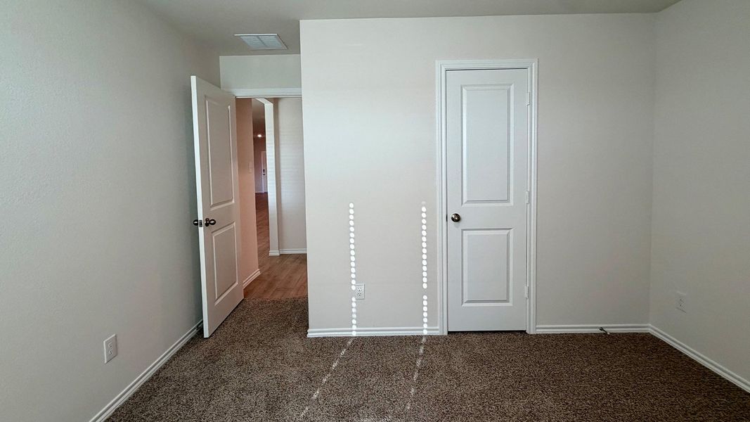 Spacious, unfurnished interior of a new home in Northspur, Terrell (Image 20).