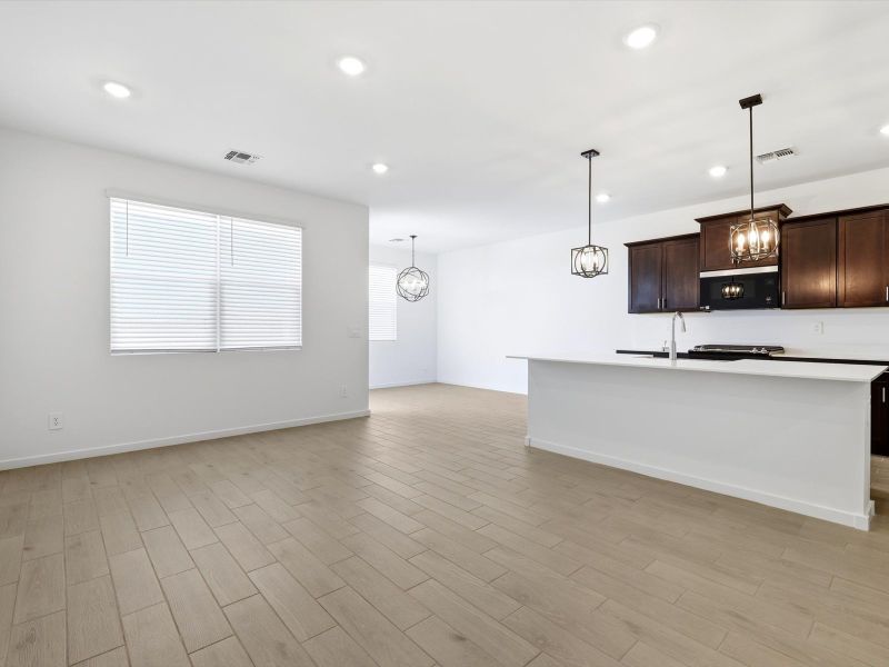 Spacious, unfurnished interior of a new home in Entrada Estate Series, Tolleson (Image 12).