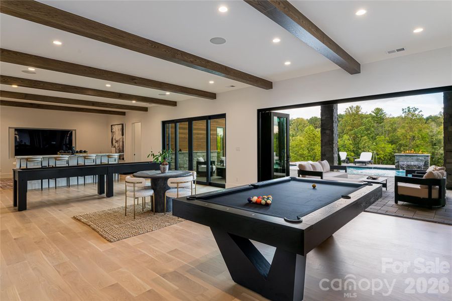 Community amenities in , Arden (Image 35).