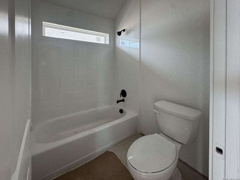 Furnished interior view inside a new home in Saddlebrook Ranch, Schertz (Image 3).