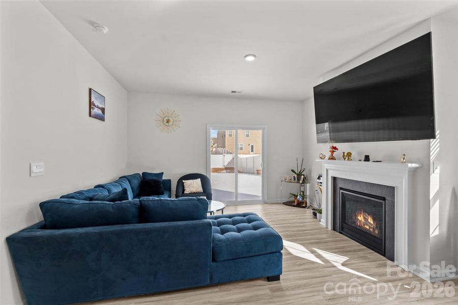 Furnished interior view inside a new home in Wallace Springs, Statesville (Image 34).