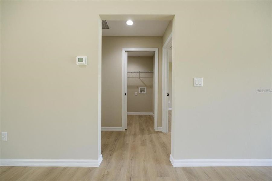 Spacious, unfurnished interior of a new home in , Williston (Image 20).