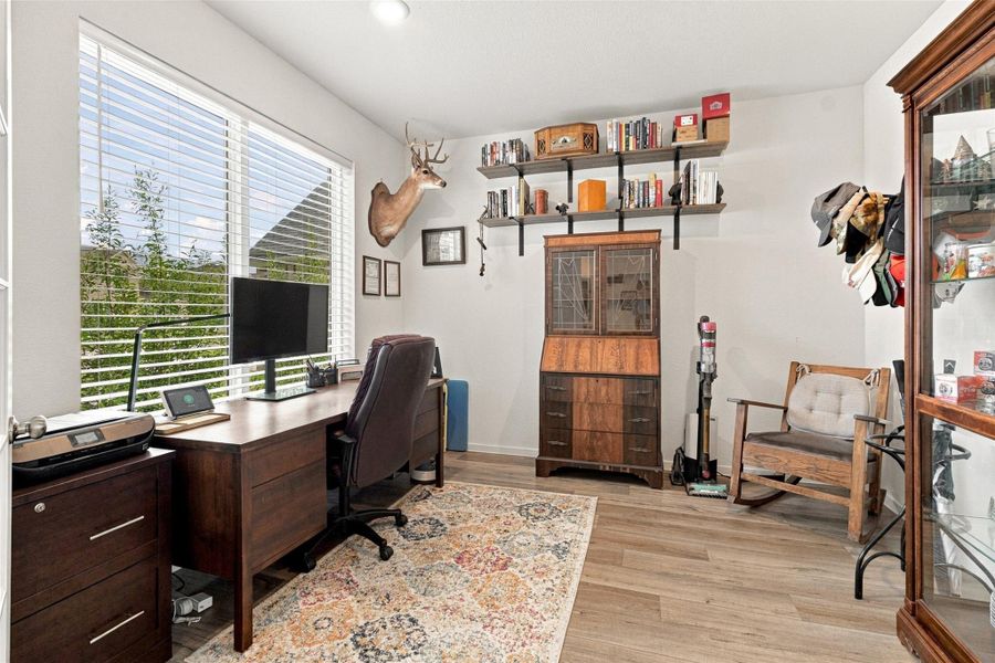 View of office/study space